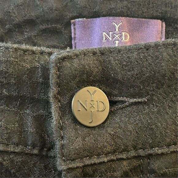 NYDJ Women's Size 8 Black Textured Jegging Pants with Lift Tuck Technology - Picture 13 of 16